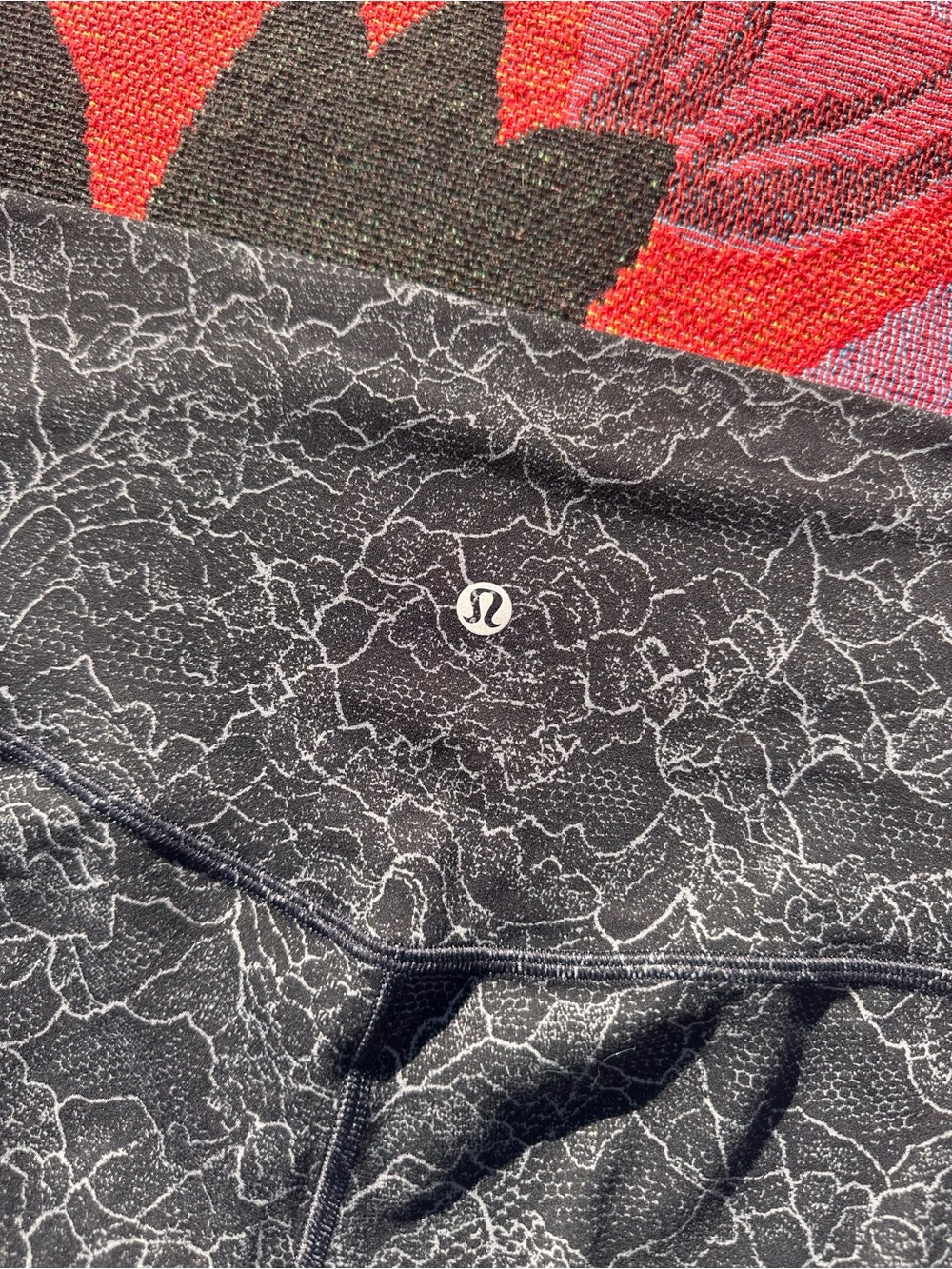 Lululemon Align Pant II 25" High-Rise Lacescape Dark Cast Black Floral Legging - Picture 7 of 7